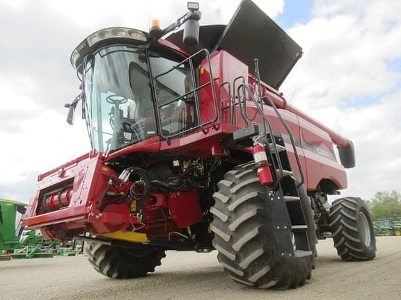 Image of Case IH 5140 equipment image 4