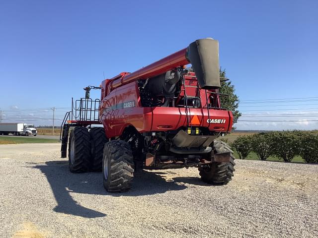 Image of Case IH 6140 equipment image 4