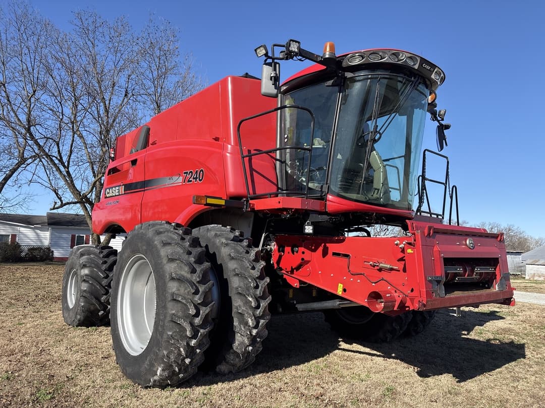 Image of Case IH 7240 Primary image