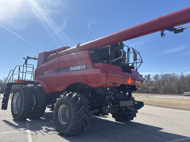 Image of Case IH 7240 equipment image 4