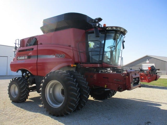 2016 Case IH 7240 Equipment Image0