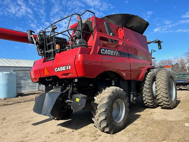 Image of Case IH 7240 equipment image 2