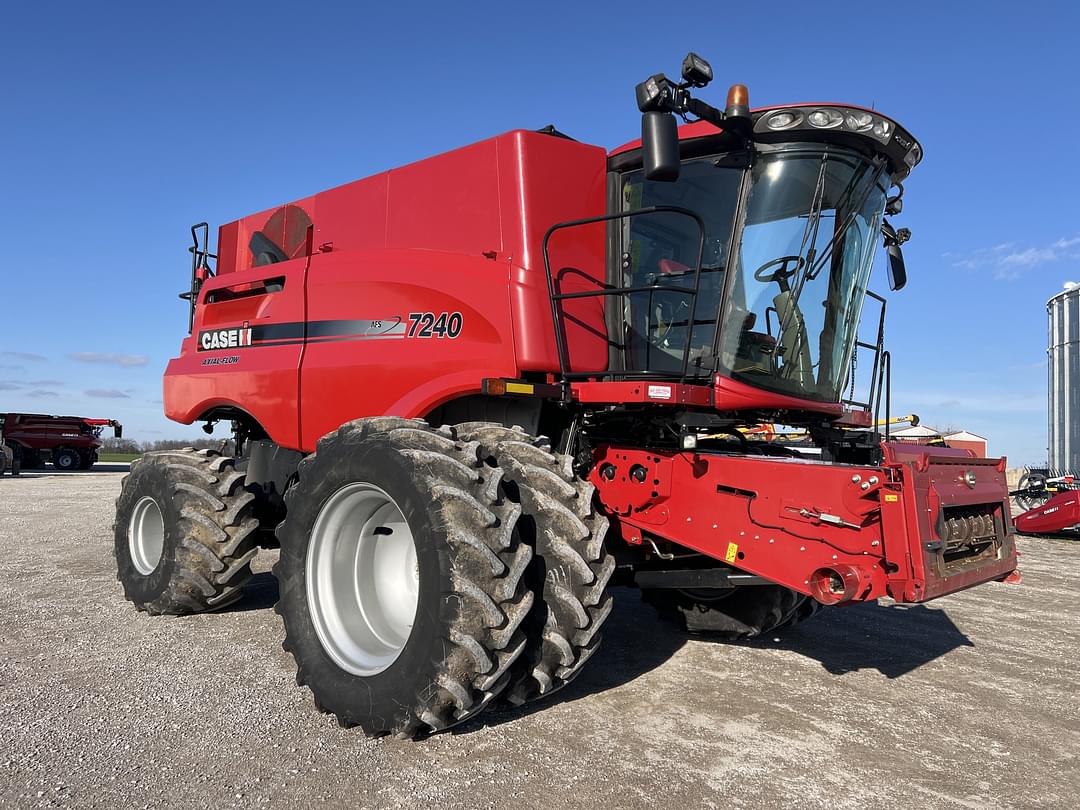 Image of Case IH 7240 Primary image