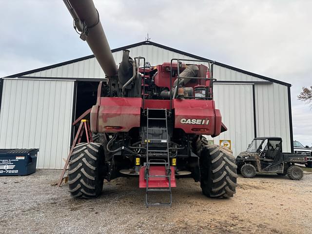 Image of Case IH 7240 equipment image 3