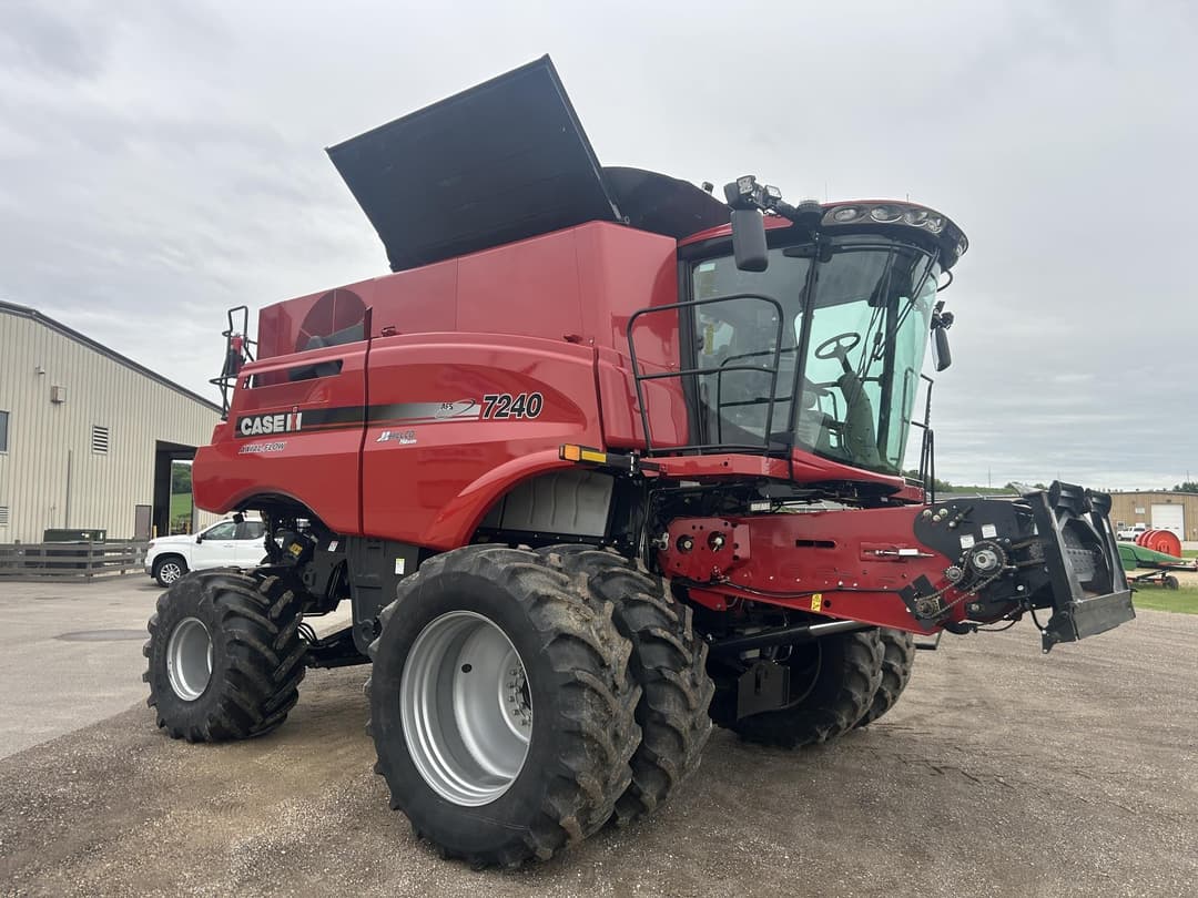Image of Case IH 7240 Primary image