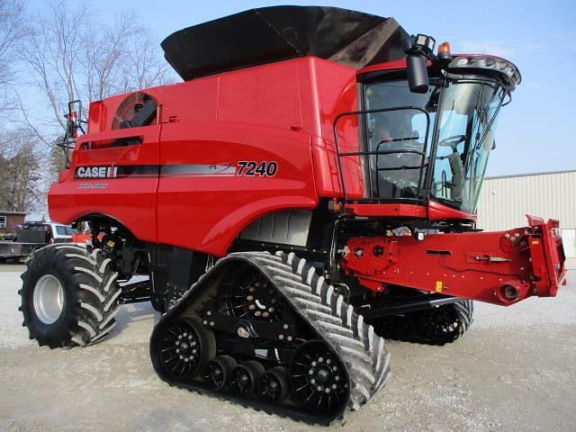 Image of Case IH 7240 equipment image 1