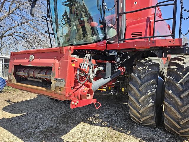 Image of Case IH 7240 equipment image 2