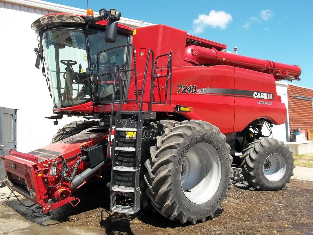 Image of Case IH 7240 Primary Image