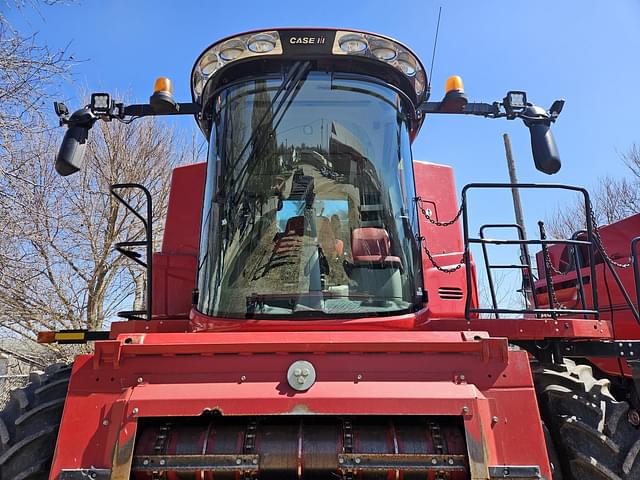 Image of Case IH 7240 equipment image 4
