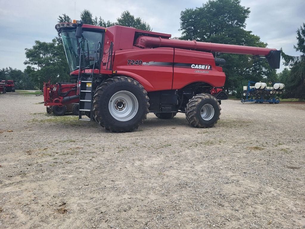 2016 Case IH 7240 Equipment Image0