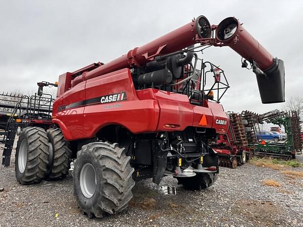 Image of Case IH 8240 equipment image 4