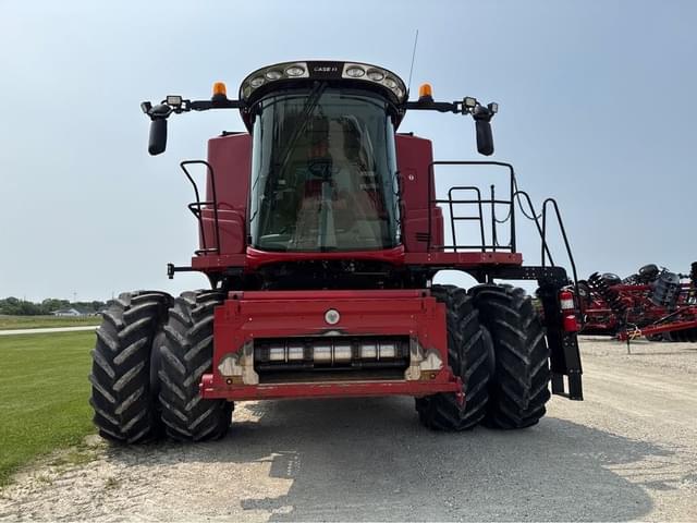 Image of Case IH 8240 equipment image 1