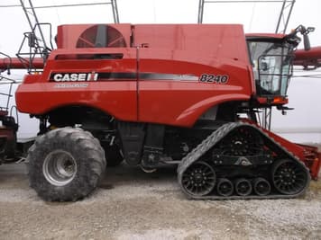 Main image Case IH 8240