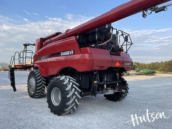 Image of Case IH 8240 equipment image 3