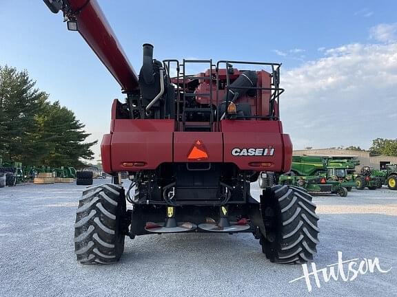 Image of Case IH 8240 equipment image 4