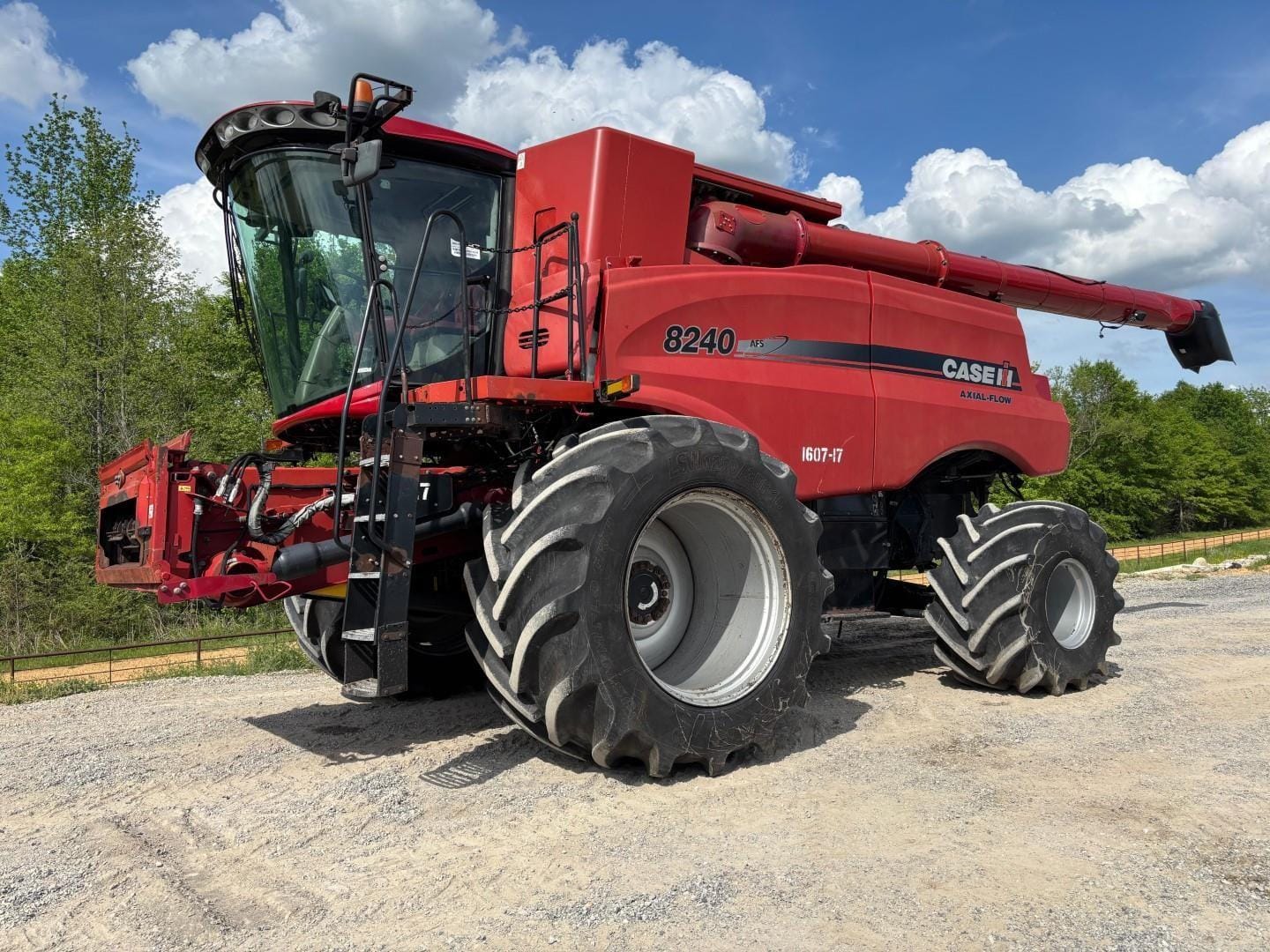 Combines image