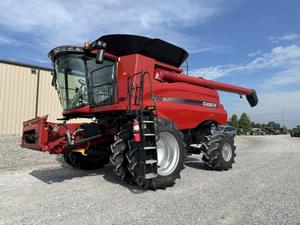 2016 Case IH 8240 Image