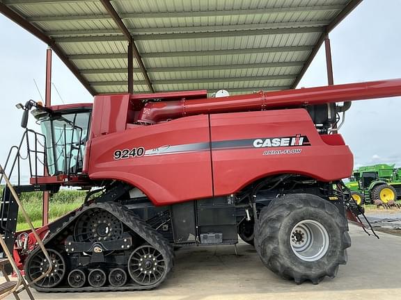 Image of Case IH 9240 equipment image 2