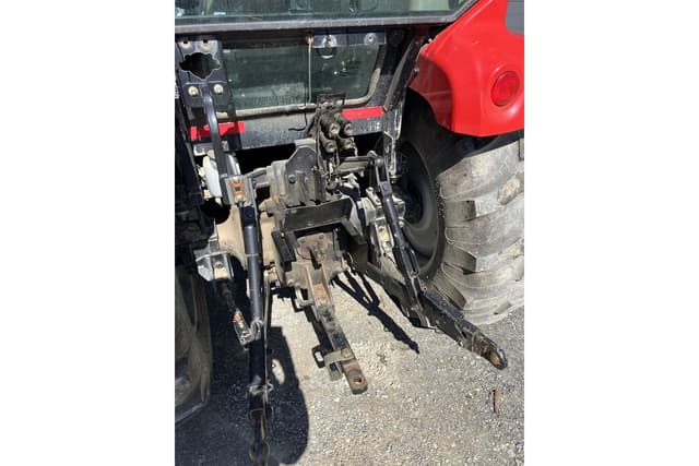 Image of Case IH Farmall 40C equipment image 3