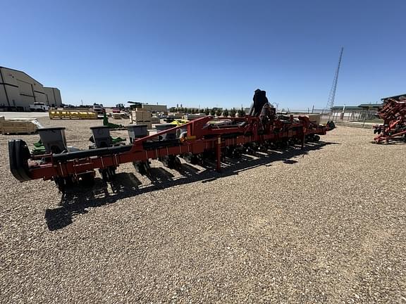 Image of Case IH 1235 Primary image