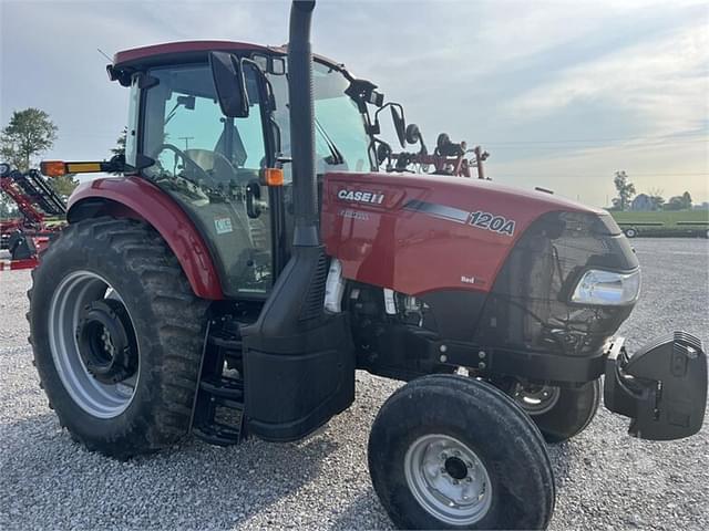 Image of Case IH Farmall 120A equipment image 2