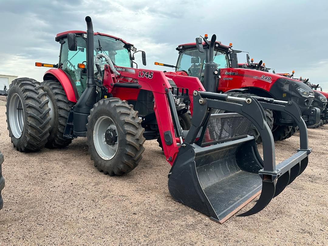 Image of Case IH Farmall 130A Image 1