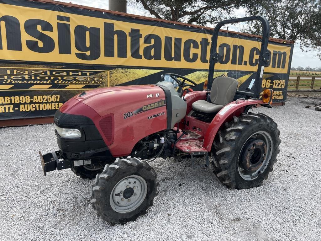Main image Case IH Farmall 30A