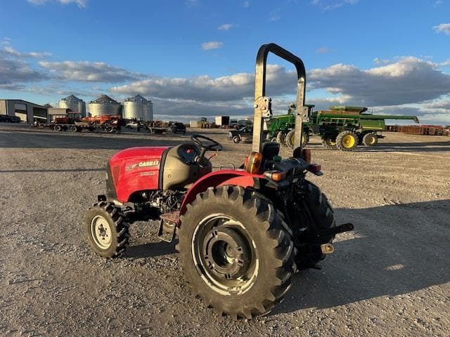 Image of Case IH Farmall 30A equipment image 2