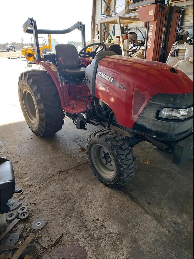 Image of Case IH Farmall 35A equipment image 2