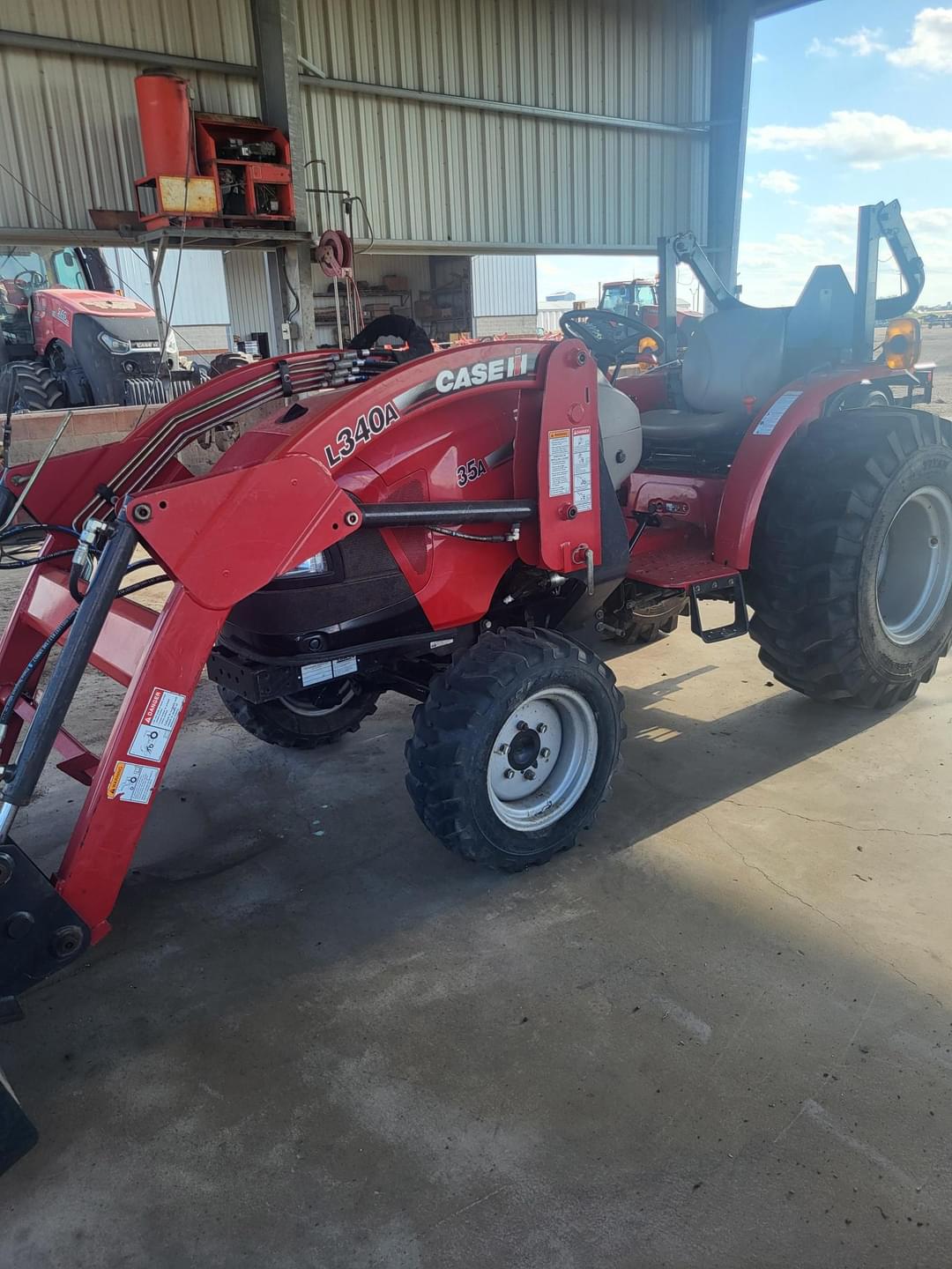 Image of Case IH Farmall 35A Primary Image
