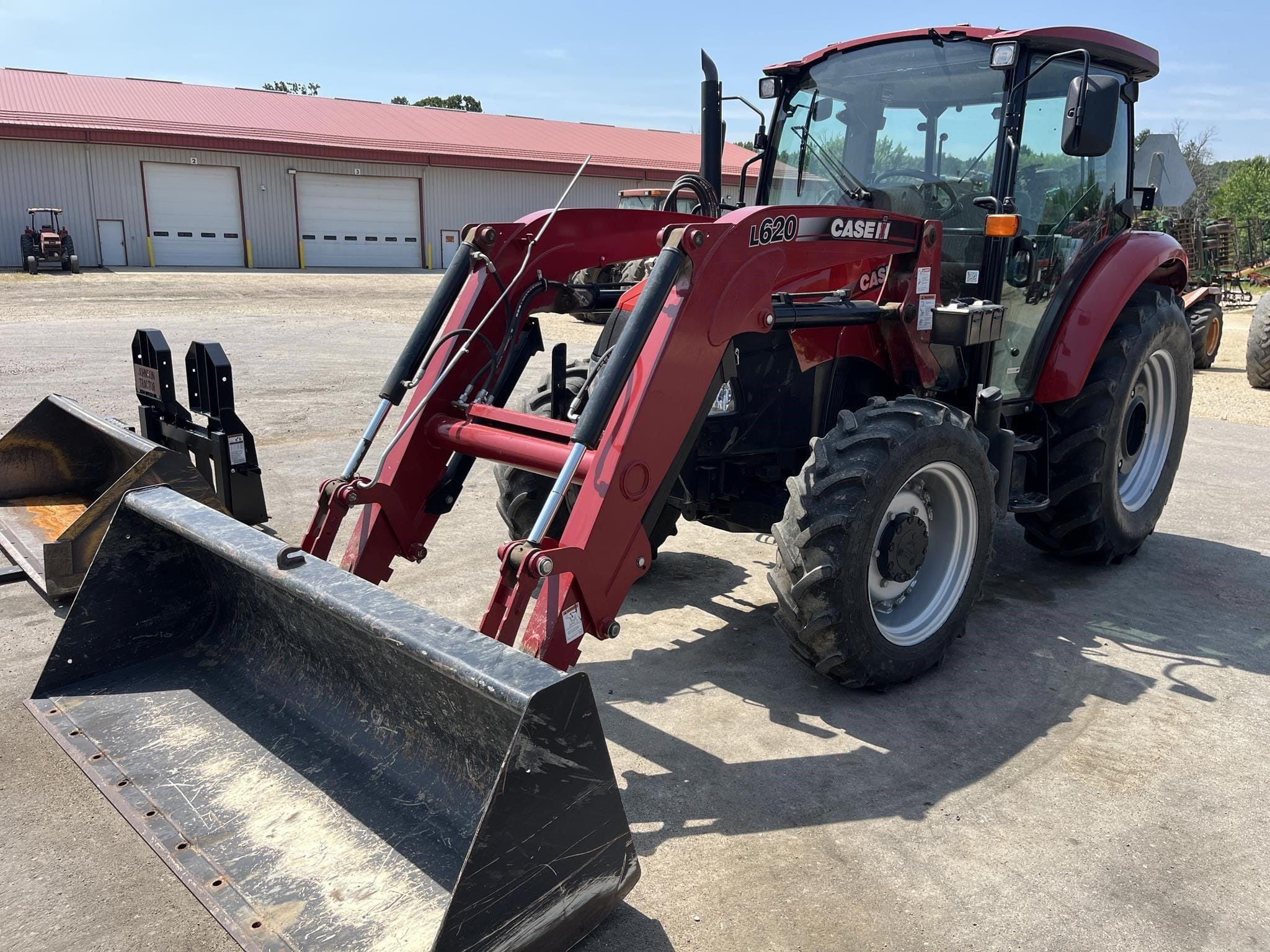 2016 Case IH Farmall 75C Equipment Image0