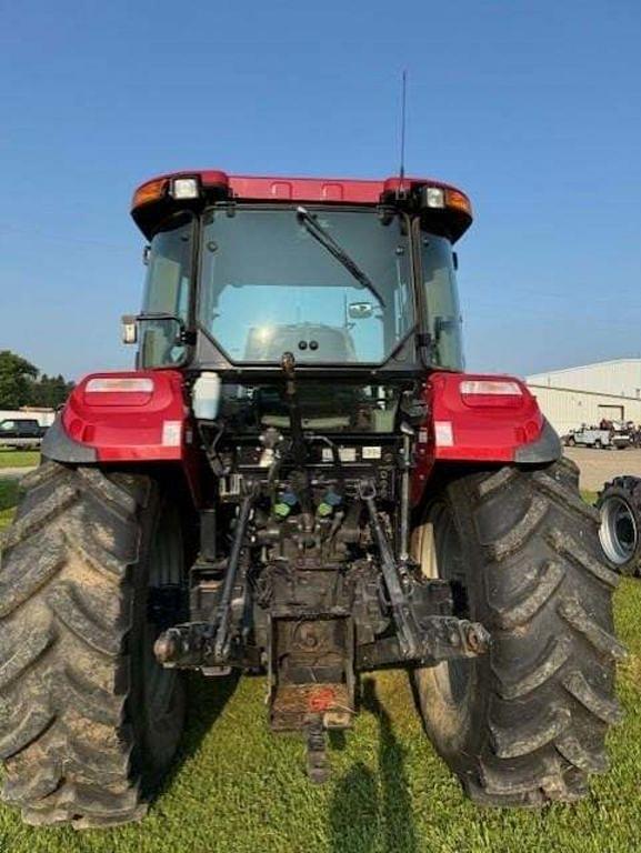 Image of Case IH Farmall 90C equipment image 1