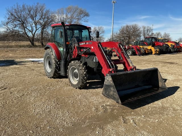 Image of Case IH Farmall 90C equipment image 2