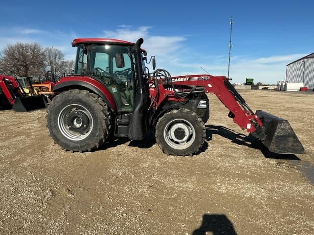 Image of Case IH Farmall 90C equipment image 3