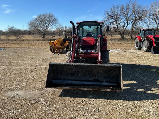 Image of Case IH Farmall 90C equipment image 1