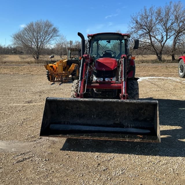 Image of Case IH Farmall 90C equipment image 1