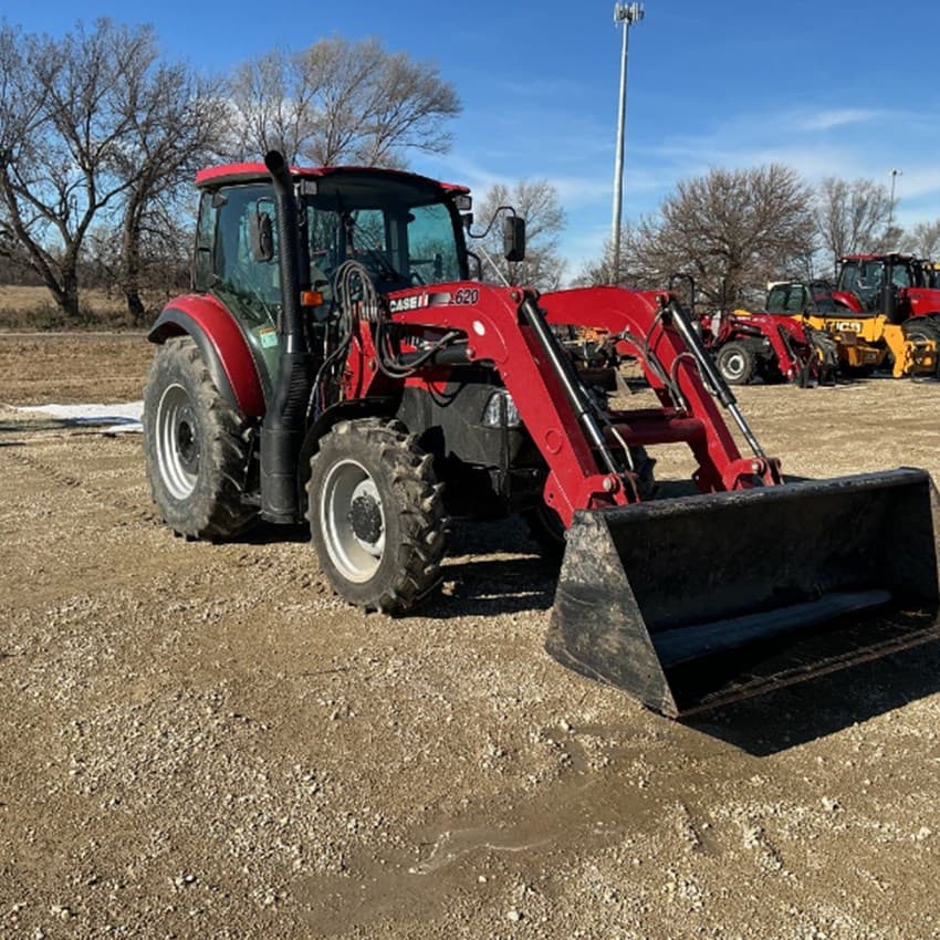 Image of Case IH Farmall 90C Primary image