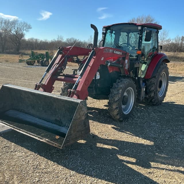 Image of Case IH Farmall 90C equipment image 4