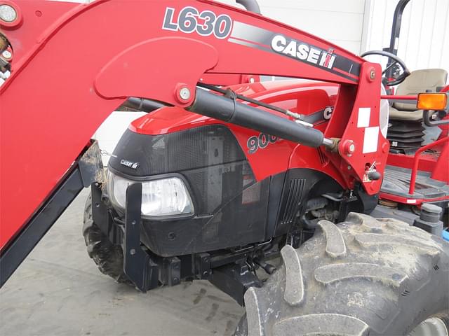 Image of Case IH Farmall 90C equipment image 2