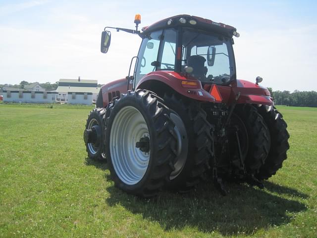 Image of Case IH Magnum 240 equipment image 4