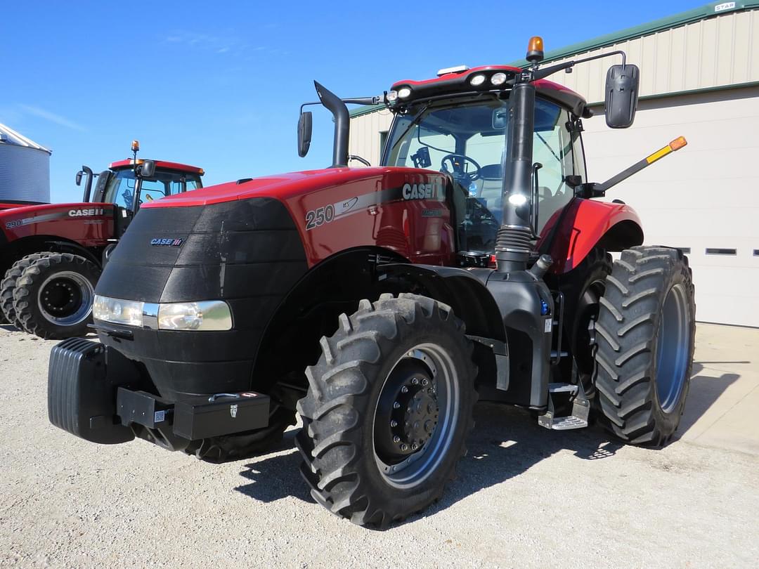 Image of Case IH Magnum 250 Primary image