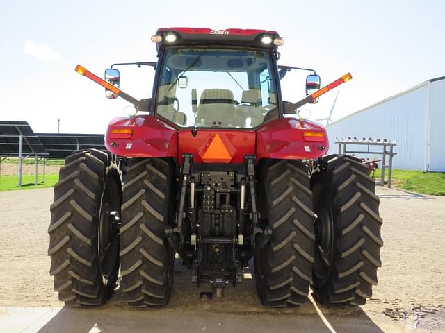 Image of Case IH Magnum 250 equipment image 4