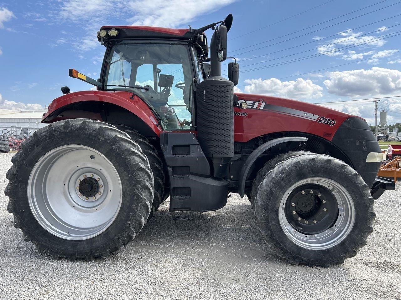 2016 Case IH Magnum 280 Equipment Image0