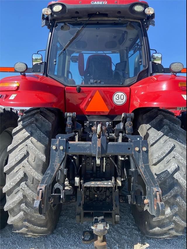 Image of Case IH Magnum 280 equipment image 4