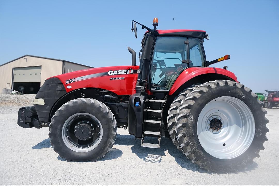 Image of Case IH Magnum 280 Primary image