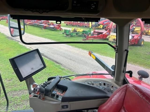 Image of Case IH Magnum 280 equipment image 4