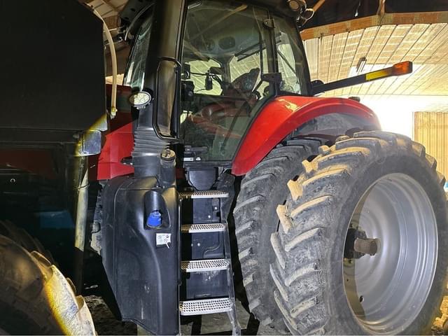 Image of Case IH Magnum 310 equipment image 4