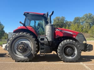 2016 Case IH Magnum 310 Image