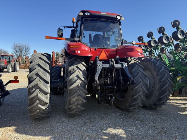 Image of Case IH Magnum 310 equipment image 3