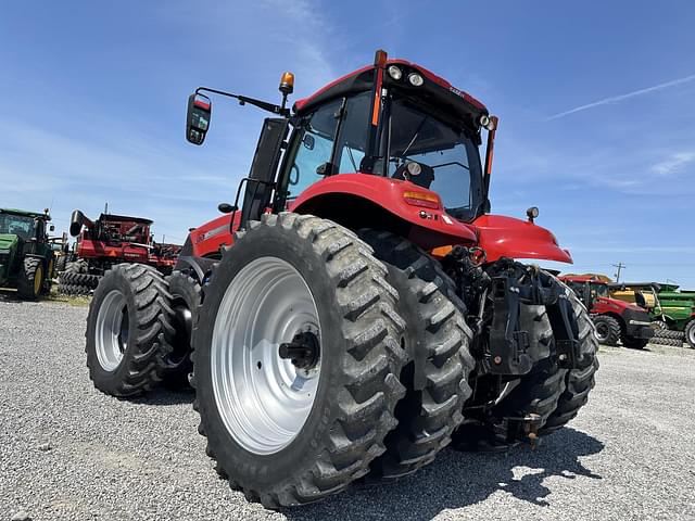 Image of Case IH Magnum 310 equipment image 4